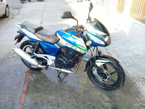 Pulsar 200