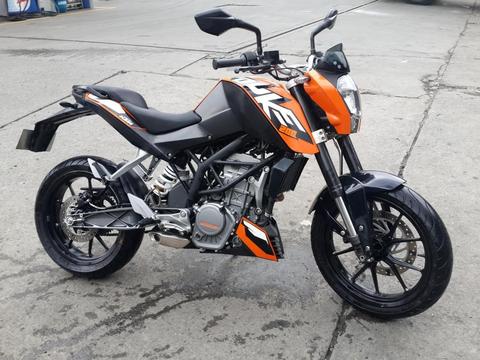 Vendo moto KTM 200