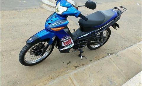 Se Vende Moto Cripton