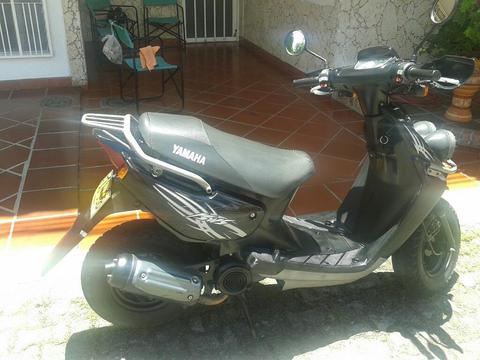 vendo Moto Yamaha Bws negro en exelente estado