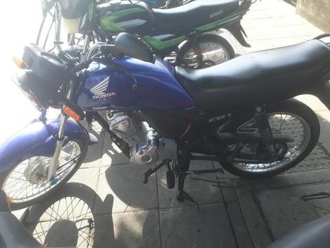 Honda Cb1 Modelo 2014 Aldia