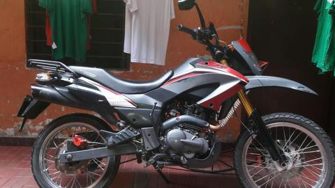 Vendo Moto Tx 200