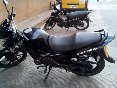 SE VENDE MOTO CBF 150 MOD 2015 COMO NUEVA