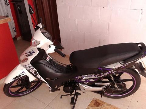 Vendo Hermosa Moto Tongko Viva R 115