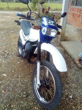 Permuto por Carro Yamaha Dt Modelo 98