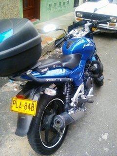 Moto Pulsar 2010