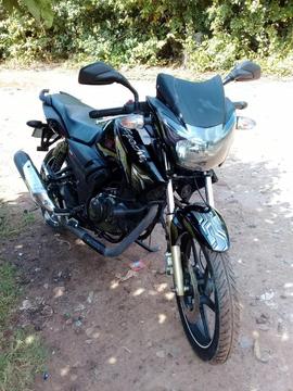 Apache 180 2015 Como Nueva