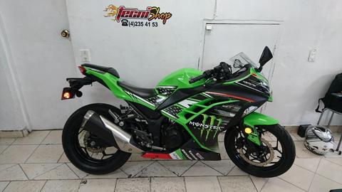Kawasaki Ninja 300 2014