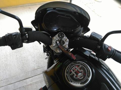 Vendo Moto Pulsar 180