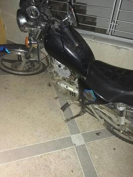 Se Vende Moto Gn Papeles Al Dia