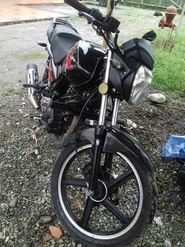 Vendo Moto Akt Evo Ne