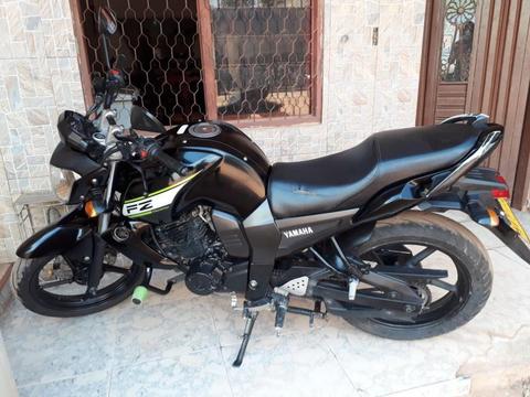 Yamaha Fz 2015