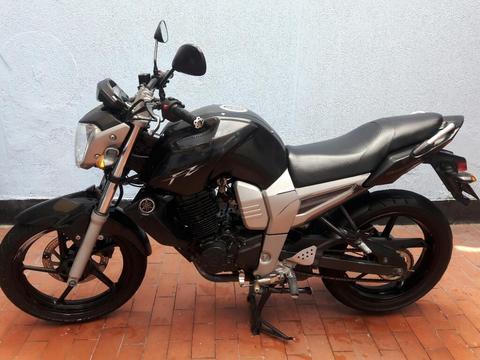 Vendo Yamaha Fz Modelo 2011 Papeles hasta Septiembre Negociable