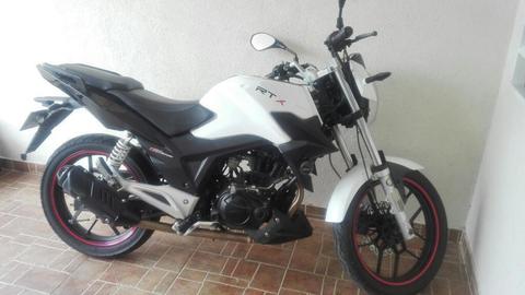 Vendo Moto Akt150rs 2014. 15.000km