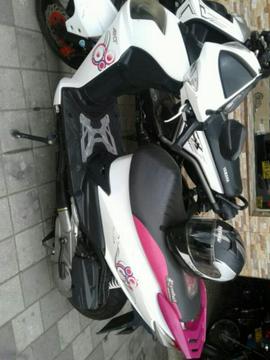 Vendo Moto Akt