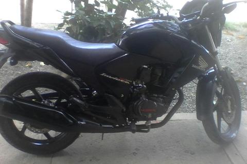 Vendo Barata Honda Unvicta Al Dia