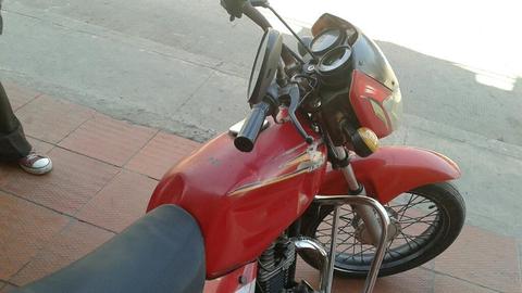 Moto Boxer 2004