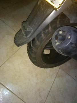 Vendo Moto Ayility en Muy Bn Estado Pape