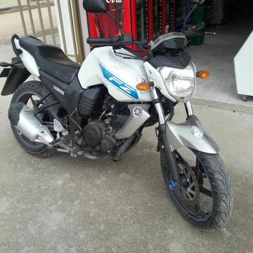 Moto Yamaha Fz16 2015