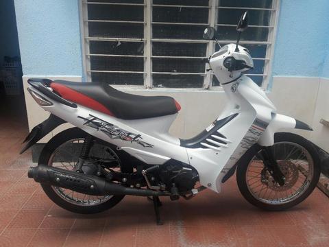 Vendo Best 2014 Papeles hasta Julio Negociable