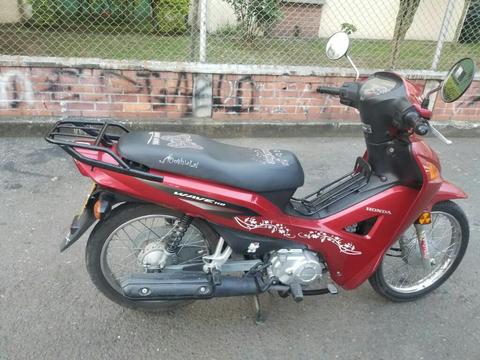 Vendo Hermosa Moto Ceñoritera