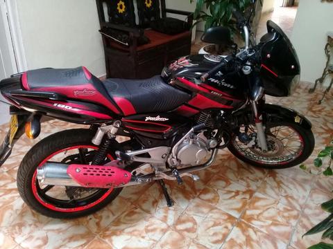 Vendo Hermosa Pulsar 180 Mod 2005 Al Dia