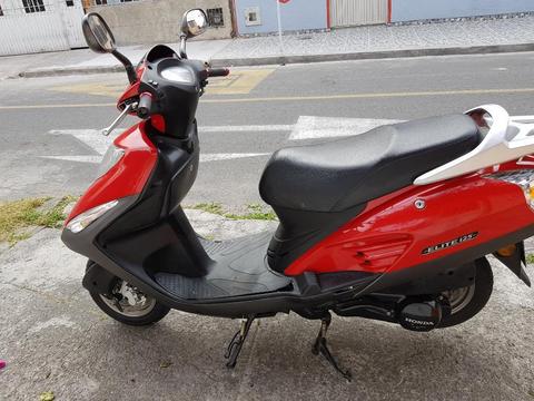 Vendo Moto Honda 125c.c