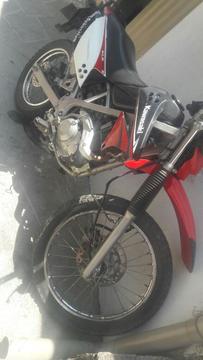 Vendo O Permuto Moto