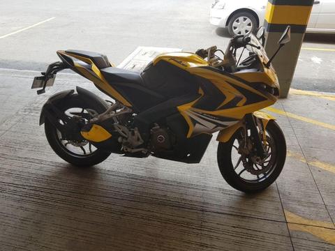 Pulsar RS 200