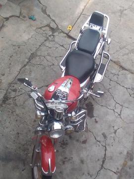vendo moto venezolana marca unico 200cc 2008.. sin seguro sin tecnomecanica