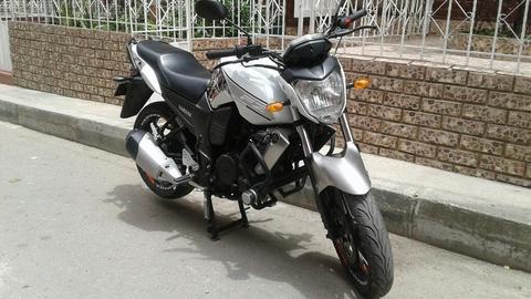 Vendo Moo Yamaha Fz 2015 8000km