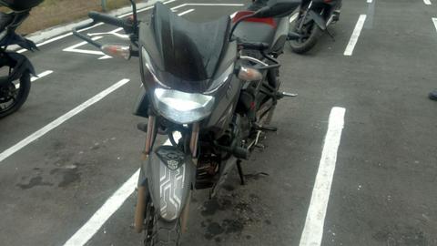 VENDO O PERMUTO TVS APACHE 180