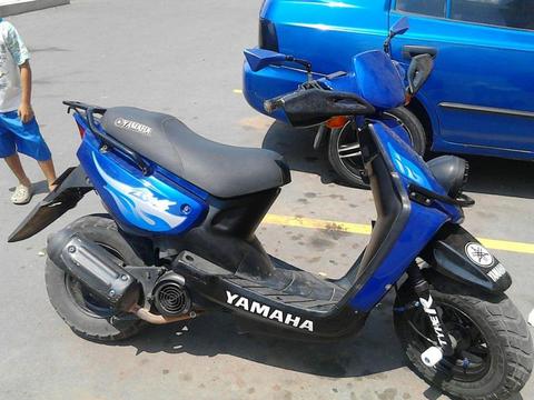 SE VENDE BWIS 100 MODELO 2004