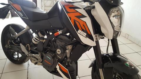 KTM DUKE 200 2016