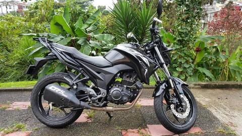 Akt Cr5 180cc 2016 Como Nueva