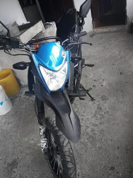 Moto Akt Tt125 Modelo 2015