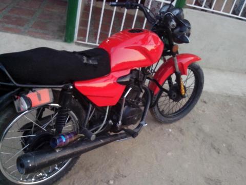 Se Vende Hermosa Akt 125 Negociable