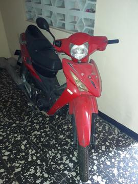 Vendo Moto Akt en Buen Estado