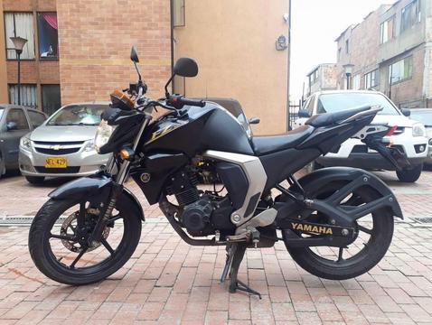 YAMAHA FZ 2.0 MODELO 2016 EN EXCELENTE ESTADO