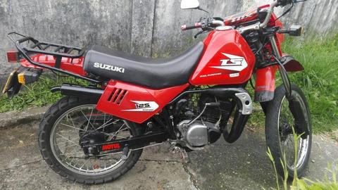 Moto Suzuki Ts125