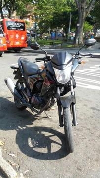 Vendo moto Honda CB150
