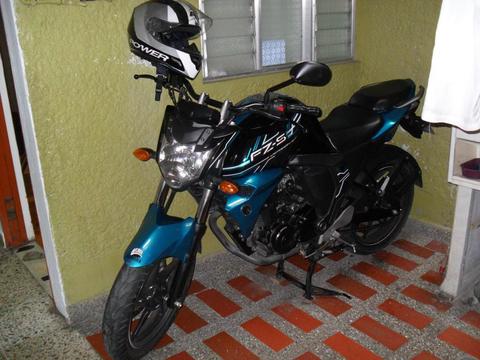 se vende moto como nueva