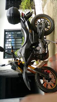 Moto Tx 200. Modelo 2013 Bien Cuidada