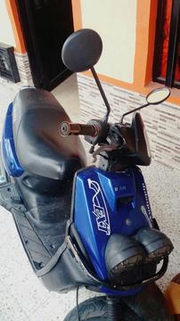 Moto Bwis 2006