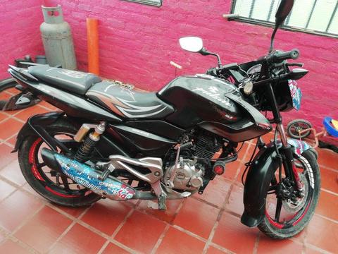 Vendo Moto Pulsar 135 Modelo 2013