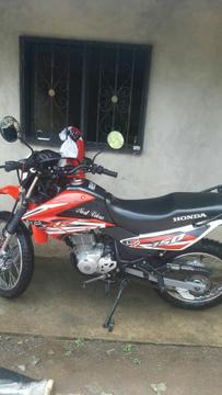 Vendo Moto Rx150l. Inf: 3147157138