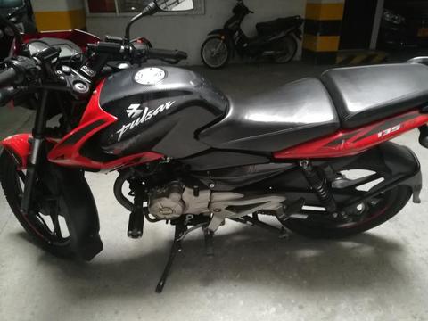 Vendo Pulsar 135