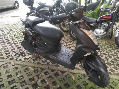 AGILITY RS NAKED 2012