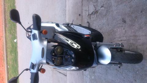 se vende moto marca jialing en excelente estado