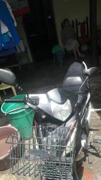 Se Vende Moto en Buen Estado